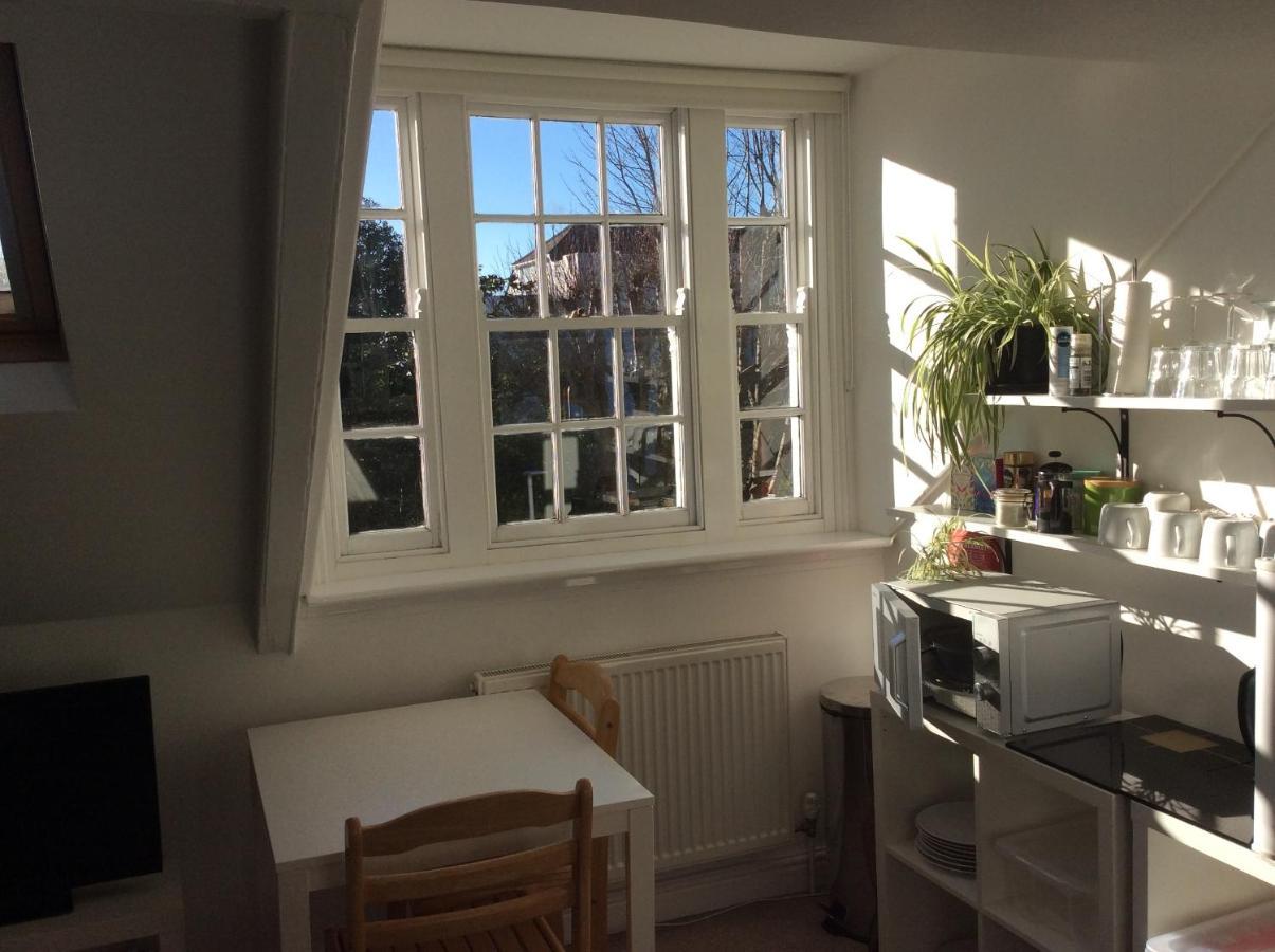 Cosy Loft Apartment In Georgian Home Plymouth Esterno foto